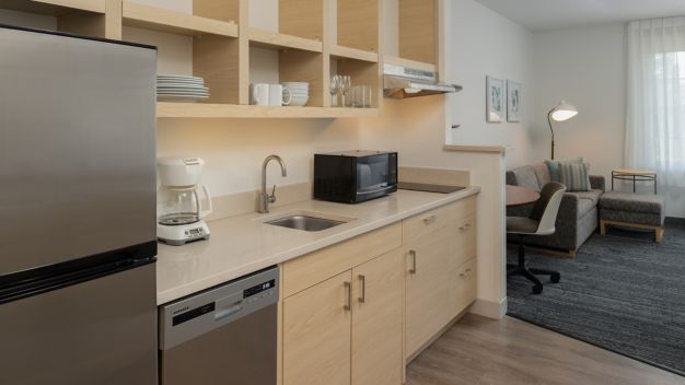 TownePlace Suites,CA